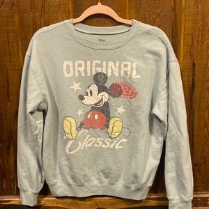Women’s size medium Disney Mickey Mouse crew neck.